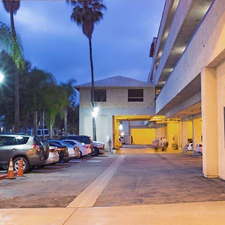 Howard Johnson By Wyndham Torrance Exteriér fotografie
