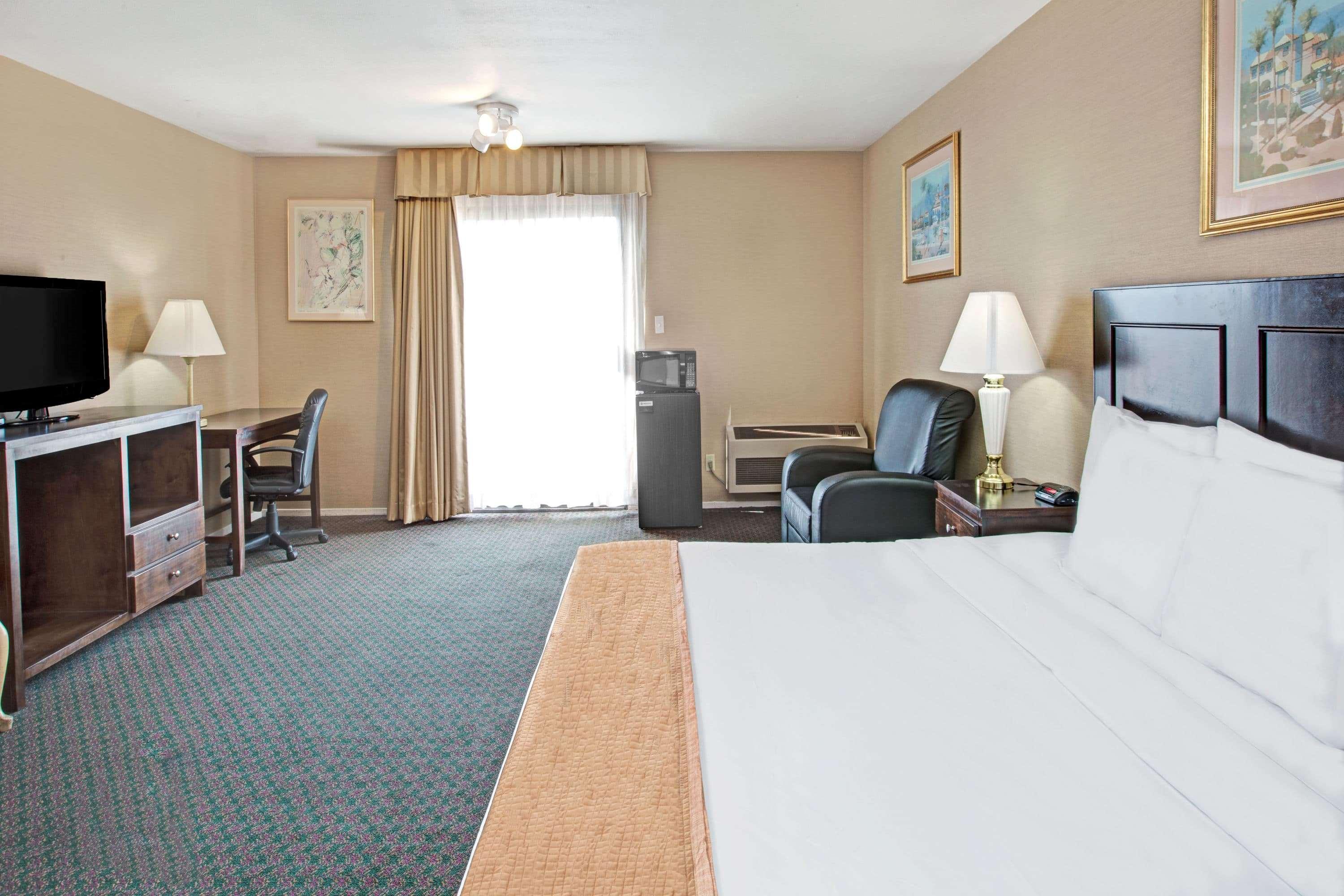 Howard Johnson By Wyndham Torrance Exteriér fotografie